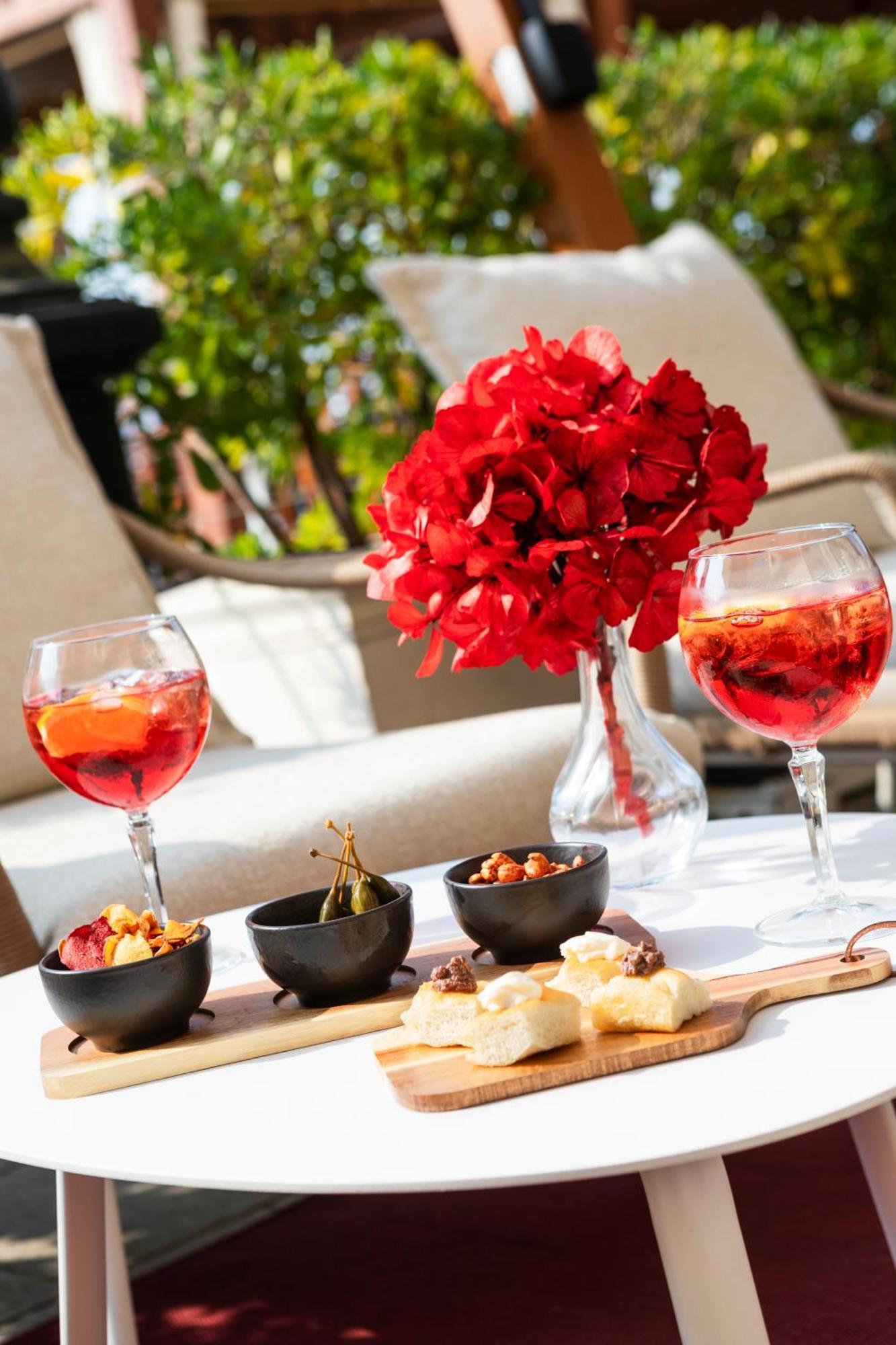 Grand Hotel Alassio Beach & Spa Resort - The Leading Hotels Of The World Екстериор снимка
