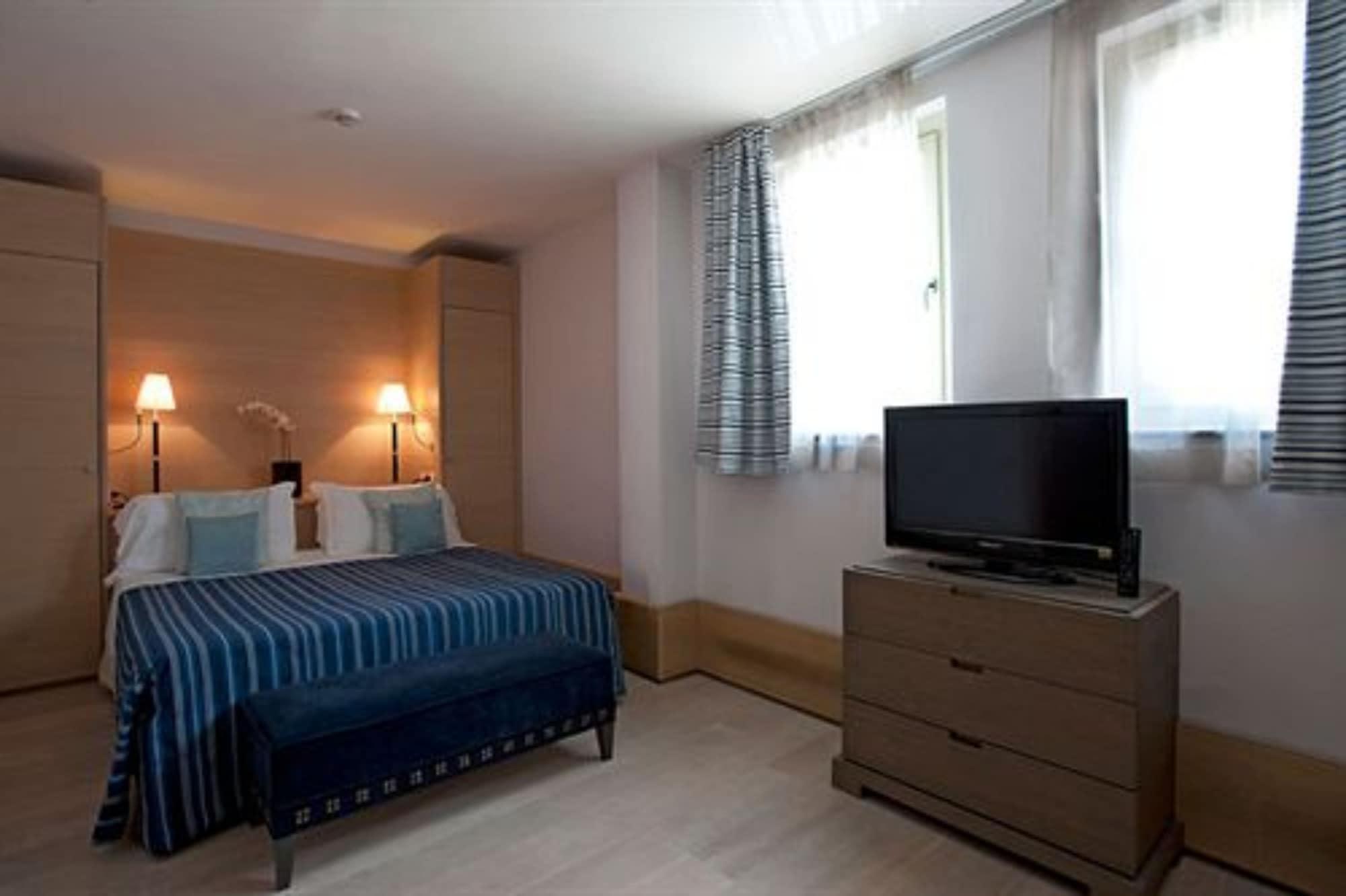 Grand Hotel Alassio Beach & Spa Resort - The Leading Hotels Of The World Екстериор снимка